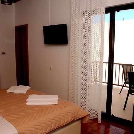 Guest House Smajlaga Ulcinj Exterior photo