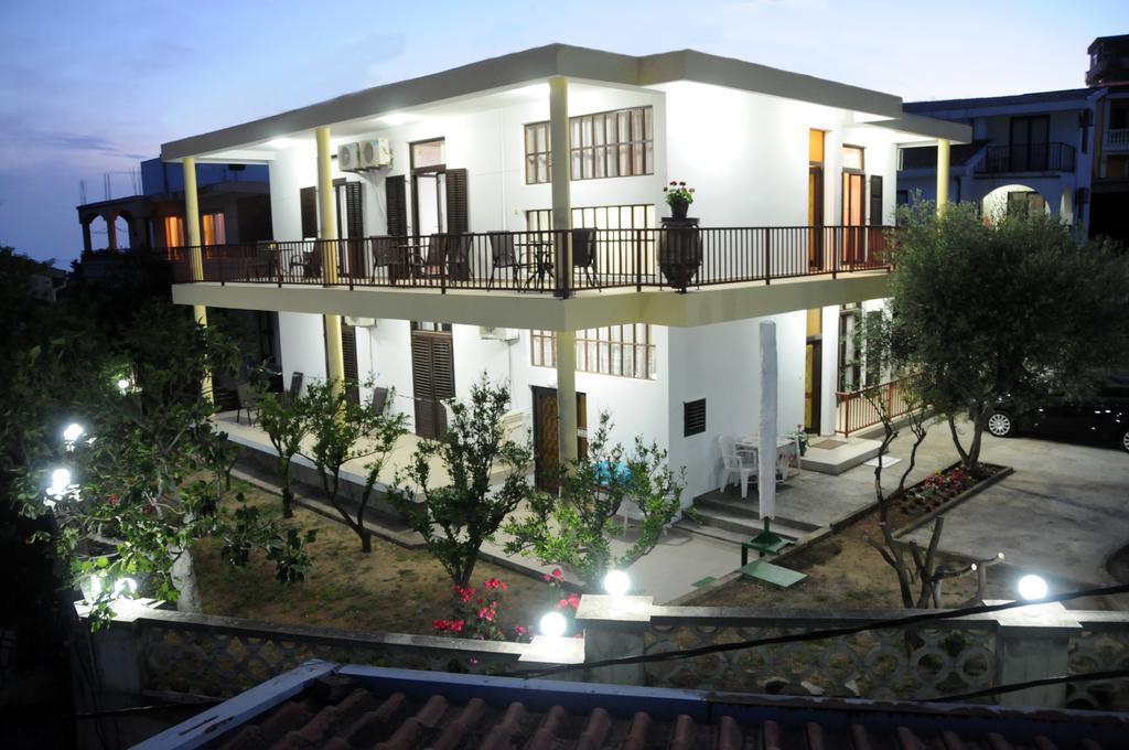 Guest House Smajlaga Ulcinj Exterior photo