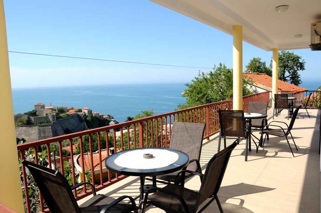 Guest House Smajlaga Ulcinj Exterior photo