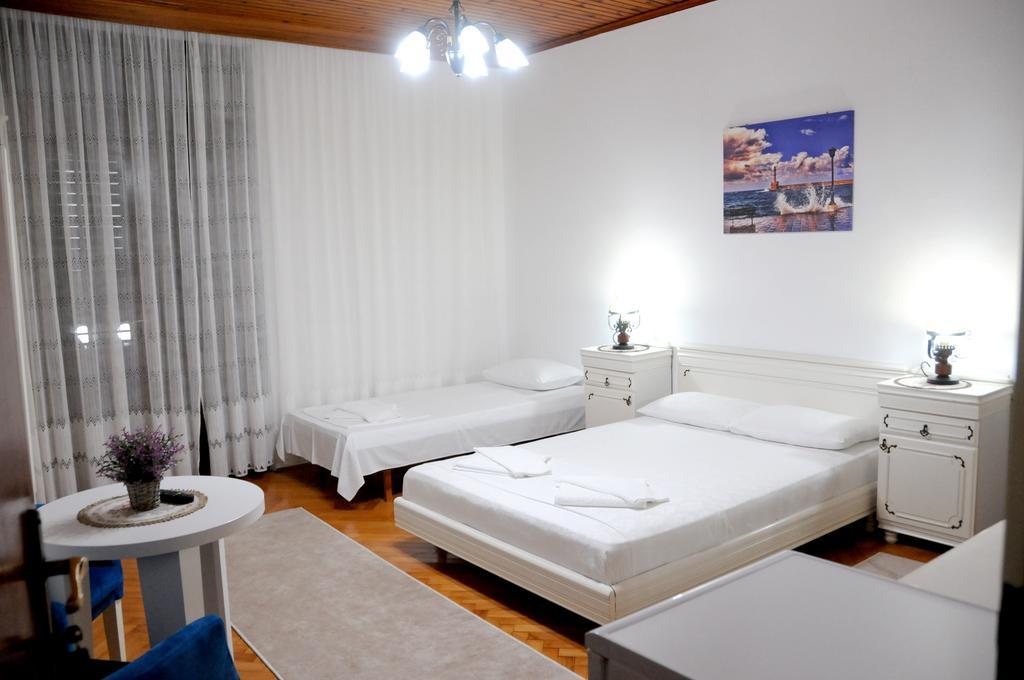 Guest House Smajlaga Ulcinj Exterior photo