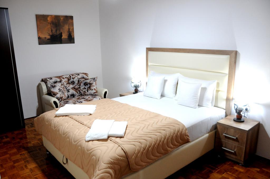 Guest House Smajlaga Ulcinj Exterior photo